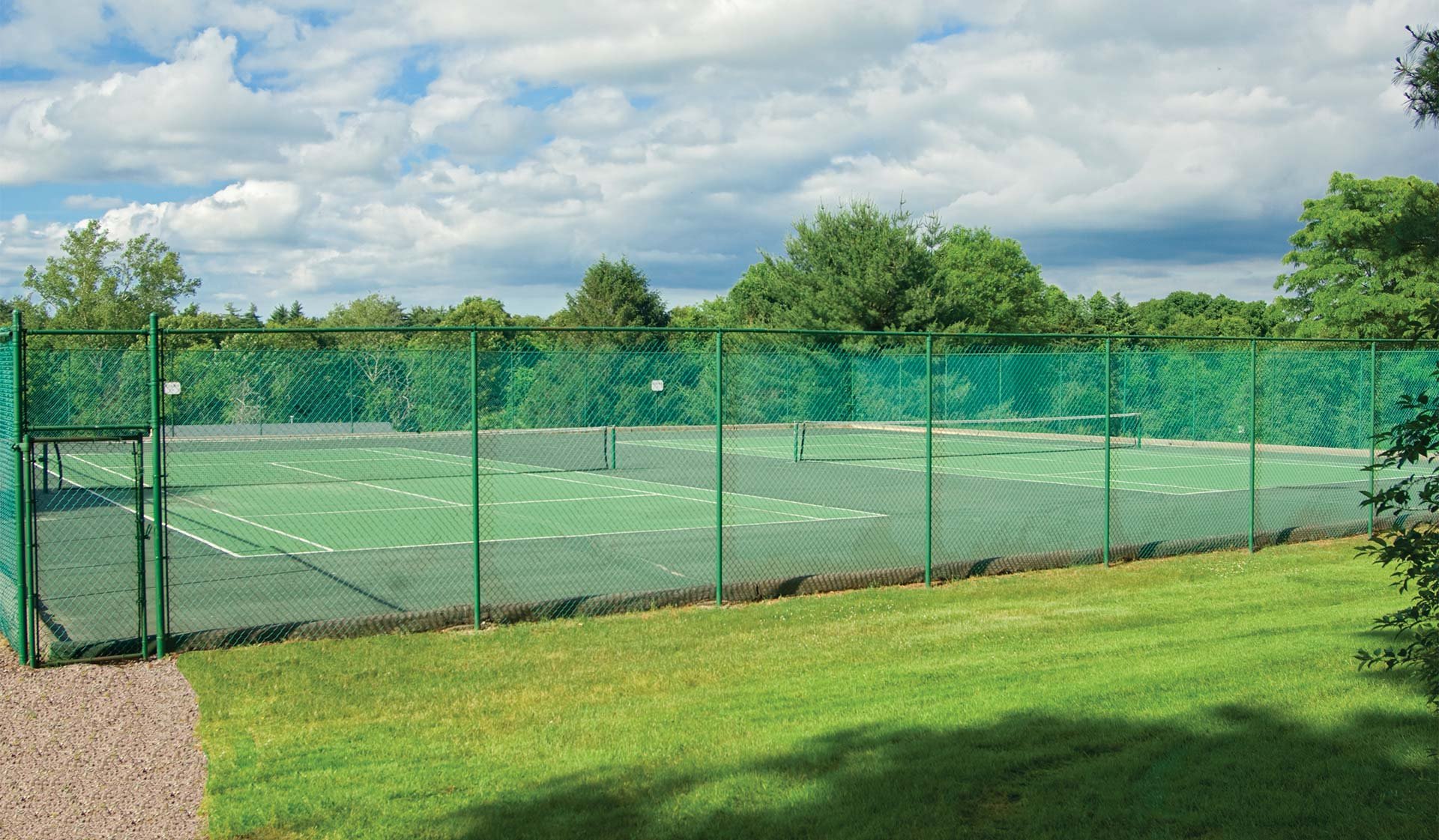 Waterford Village Apartments in Bridgewater, MA Community Features